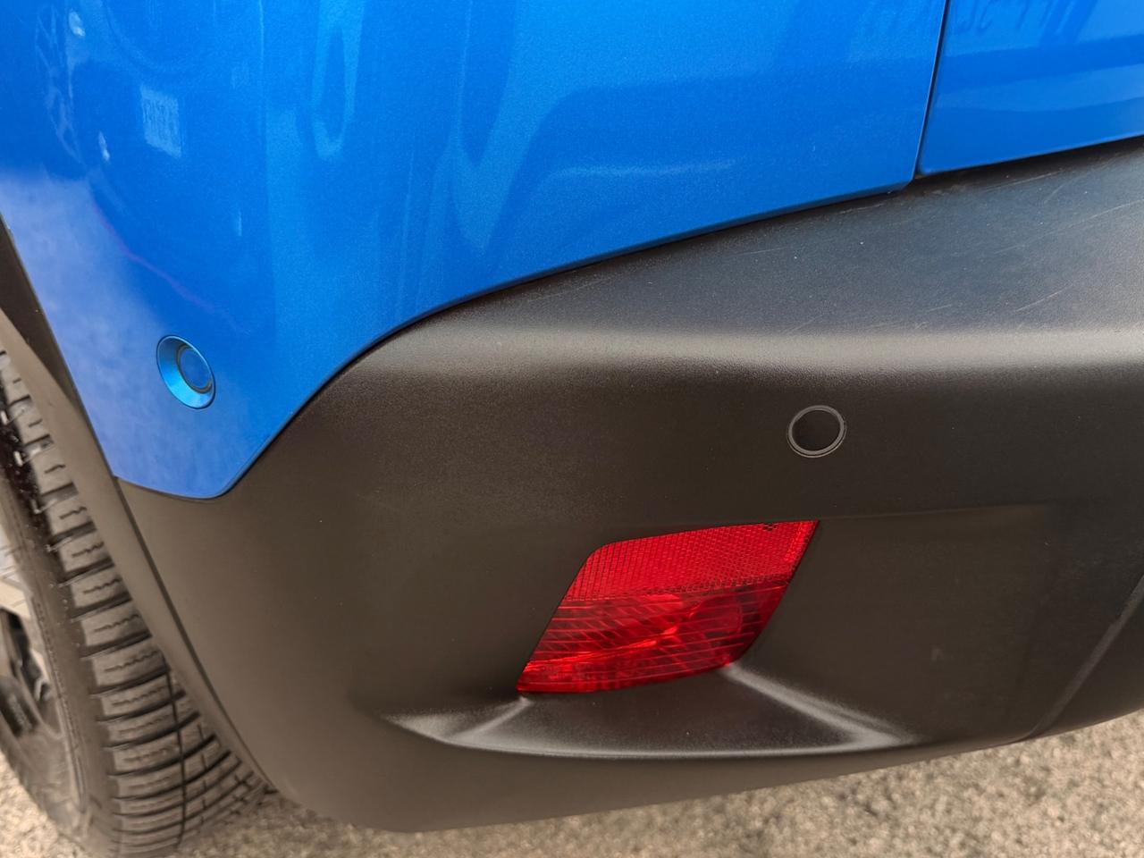 Peugeot 2008 1.5 BlueHDi 130 EAT8 Allure navi cockpit