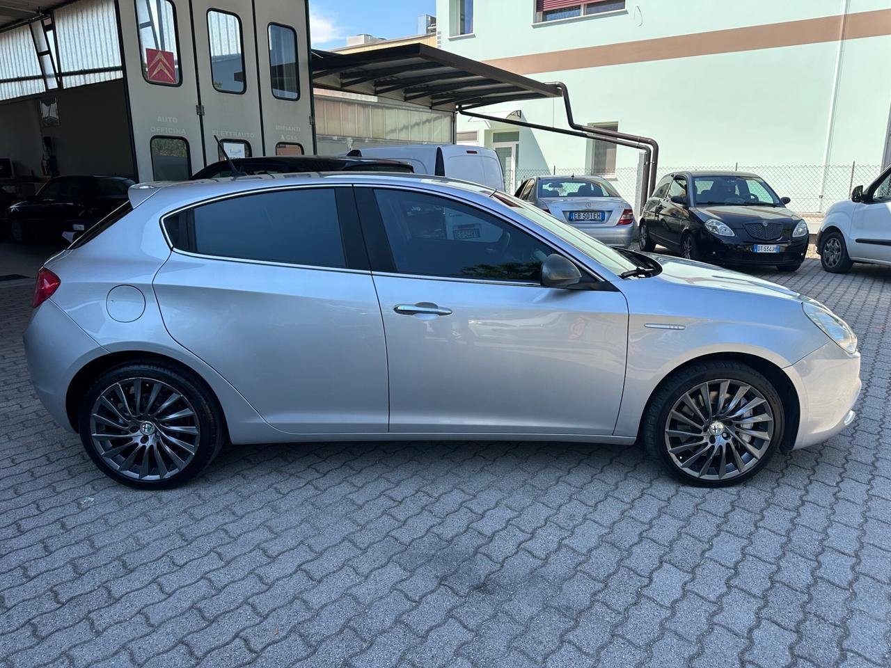 Alfa Romeo Giulietta 2.0 JTDm-2 175 CV Distinctive