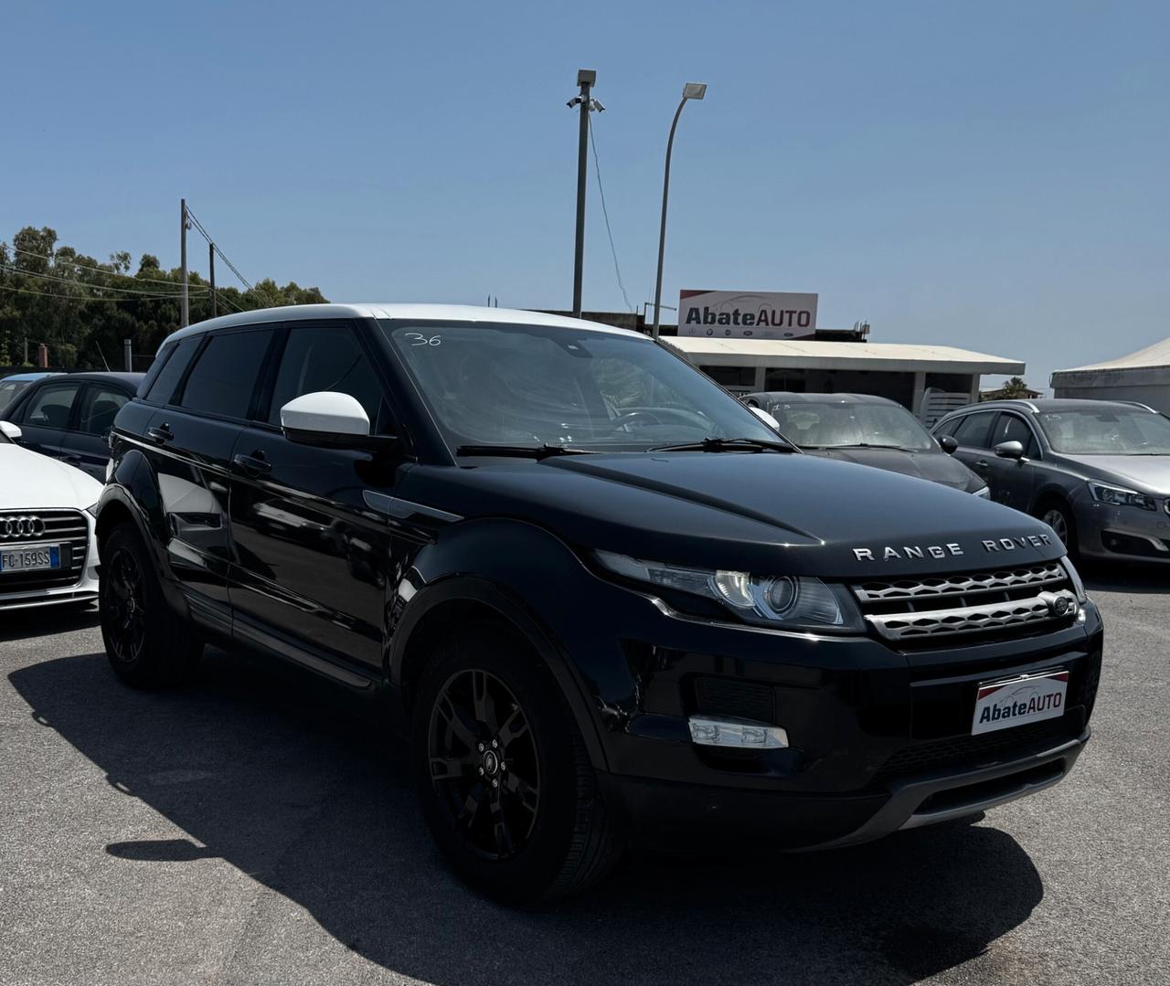 Land Rover Range Rover Evoque 2.2 TD4 5p. Pure