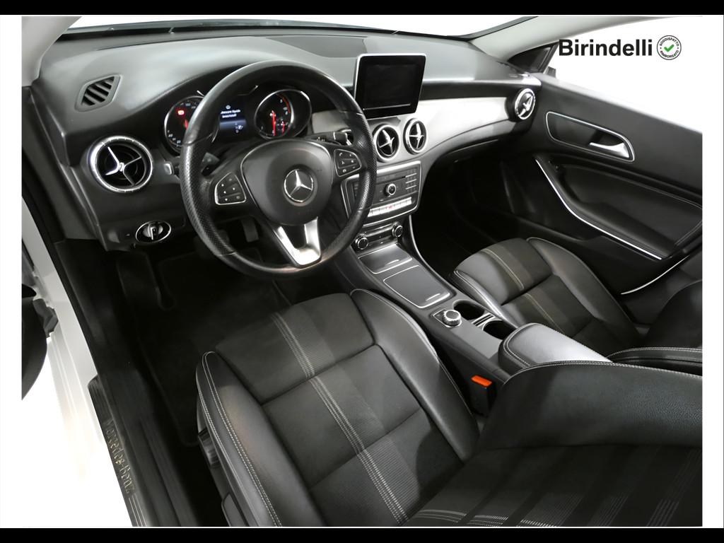 Mercedes-Benz CLA (C/X117) - CLA 200 d S.W. Automatic Sport