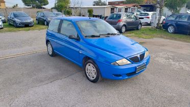 Lancia Y 1.2i Elefantino Blu