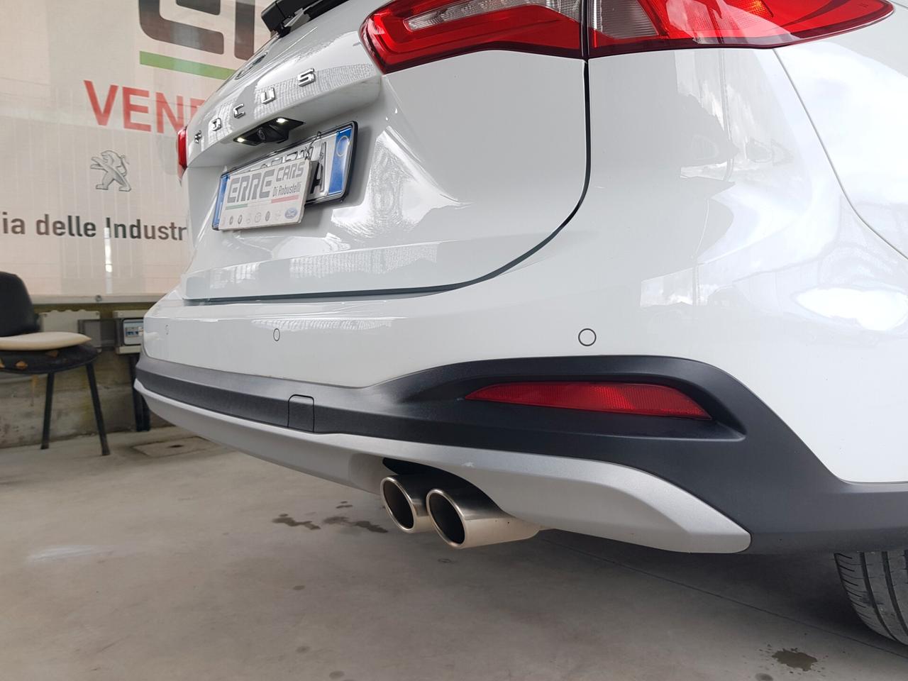 FORD FOCUS SW ACTIVE ANNO 10/2019 1.5 DIESEL 120 CV