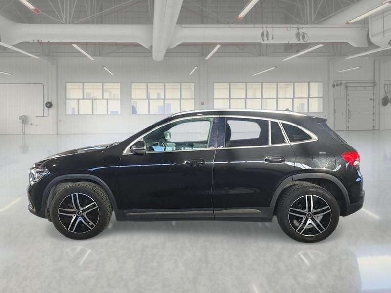 MERCEDES-BENZ GLA 200 D AUTOMATIC SPORT PLUS CROSSOVER