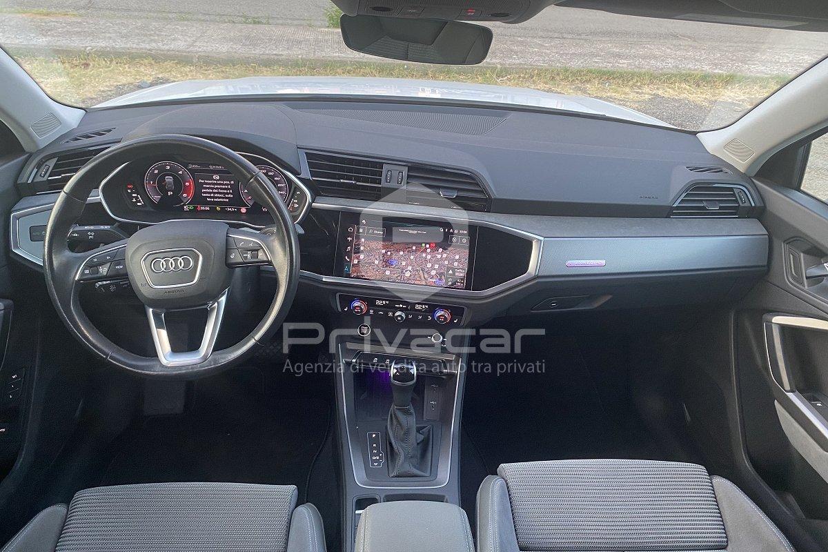 AUDI Q3 35 TDI quattro S tronic S line edition
