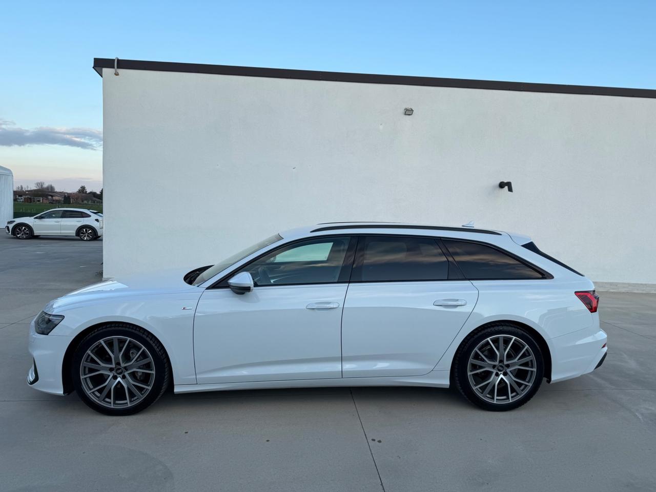 Audi A6 AVANT SLINE INTERNO ESTERNO