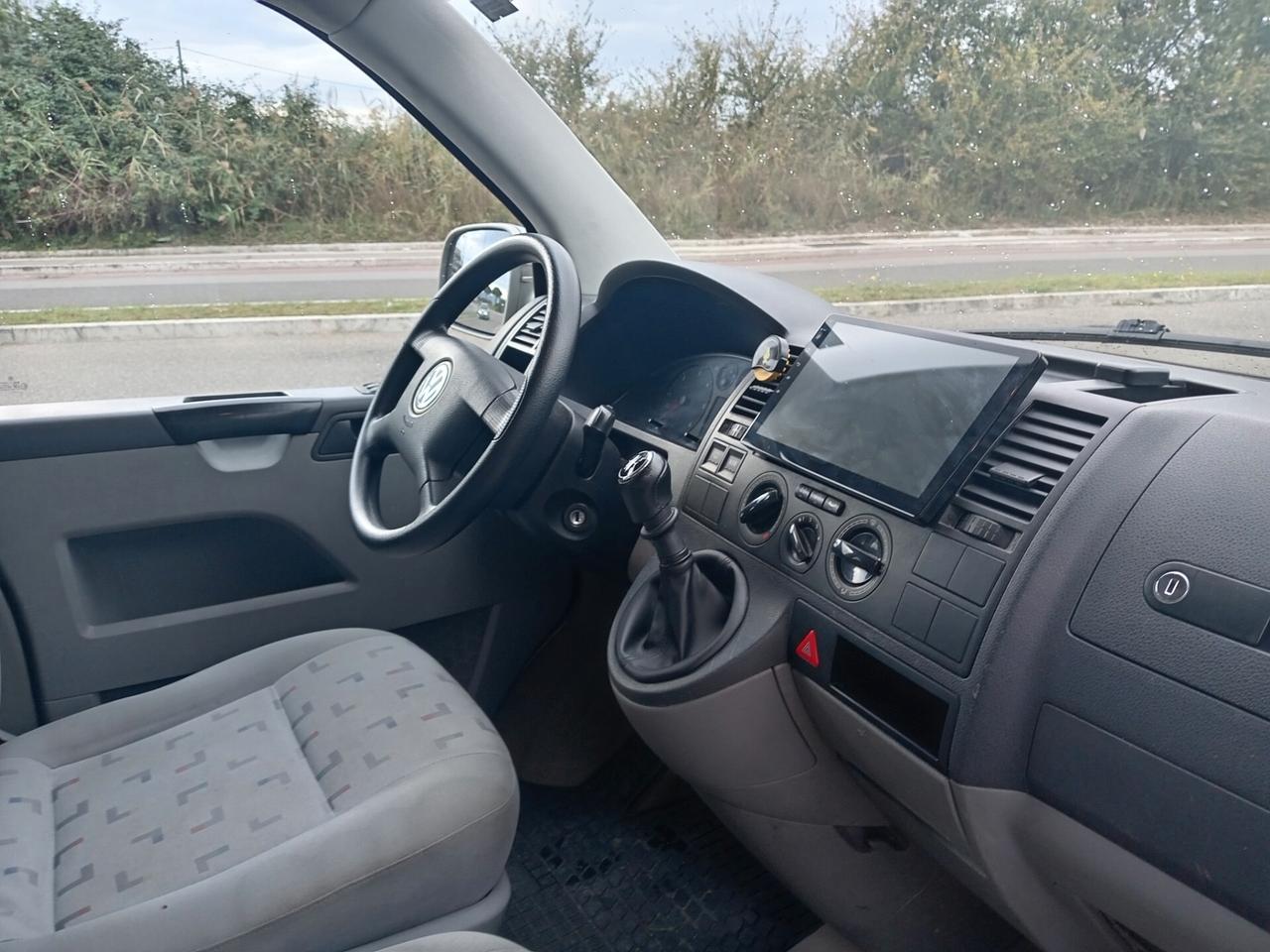 Volkswagen Transporter Shuttle 2.5 TDI/130CV PC