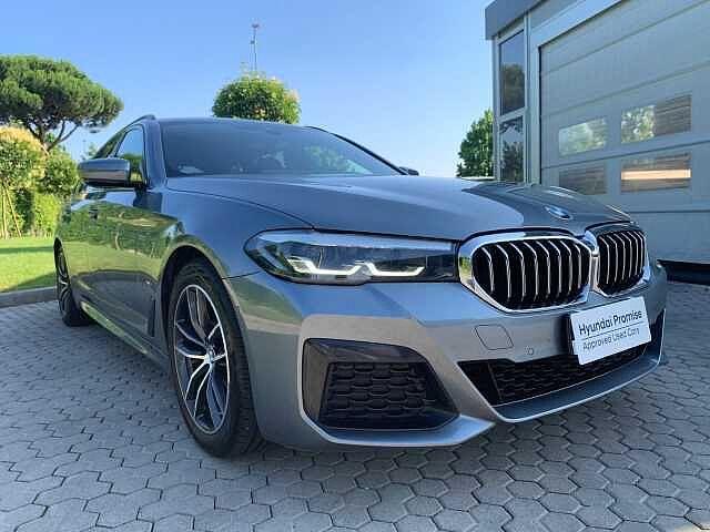 BMW Serie 5 520d 48V xDrive Touring Msport