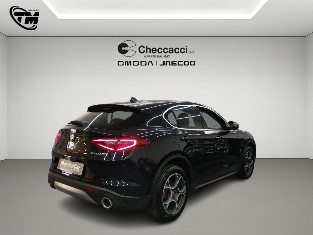 Alfa Romeo Stelvio 2.2 Turbodiesel 210 CV AT8 Q4 Super