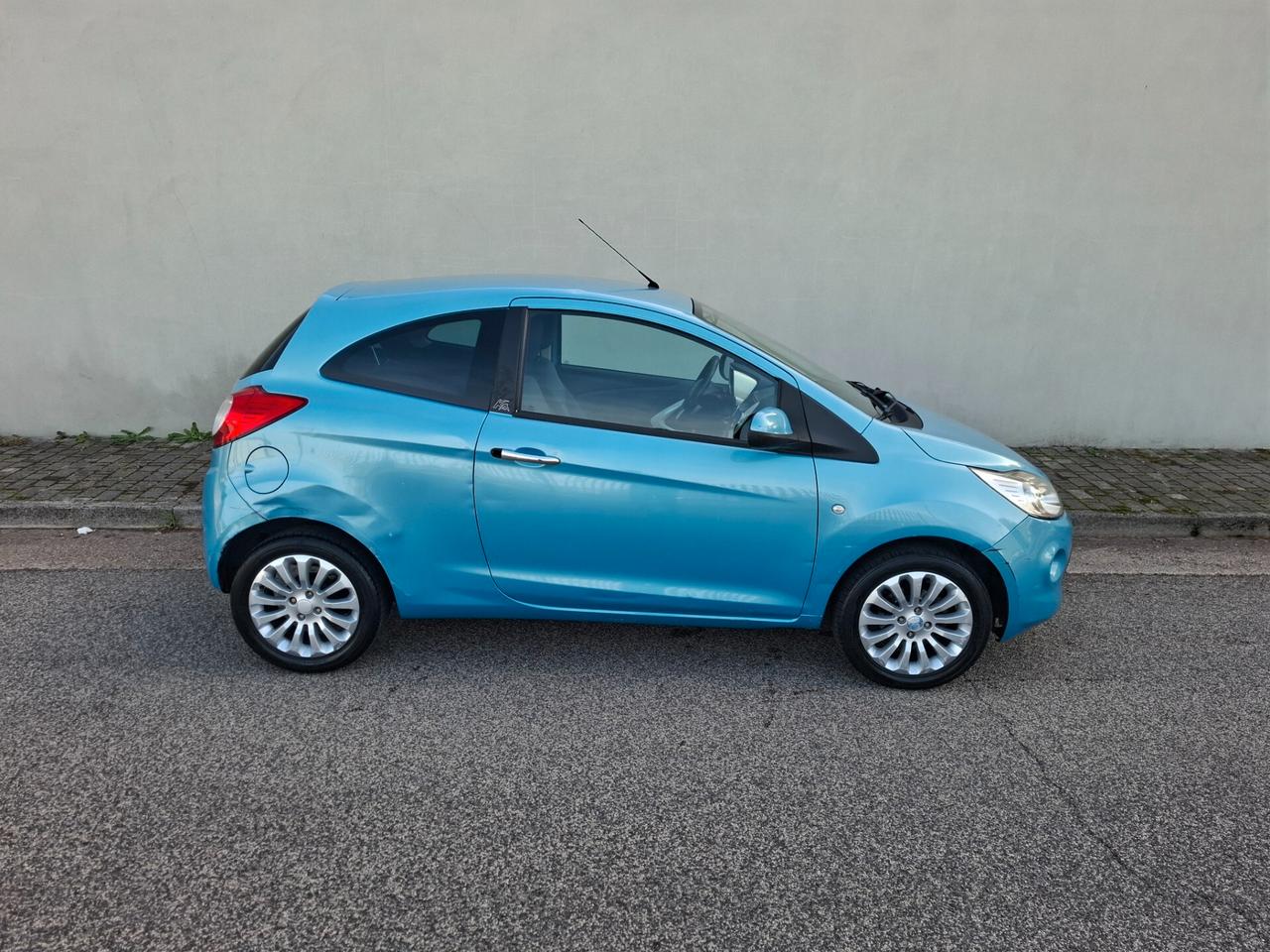Ford Ka Ka+ 1.2 8V 69CV Titanium
