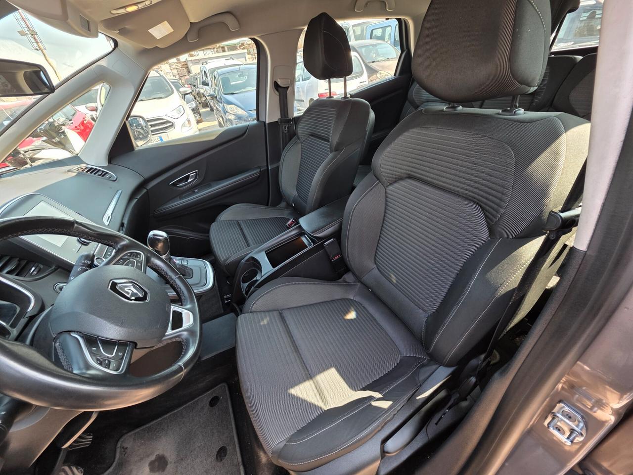 Renault Scenic Scénic Blue dCi 120 CV EDC Initiale Paris