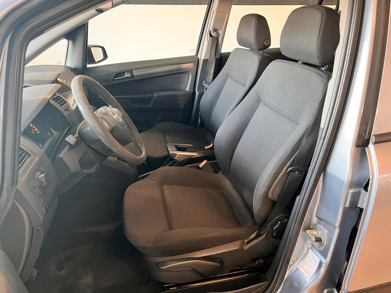 Opel Zafira 1.9 CDTI 101CV Cosmo