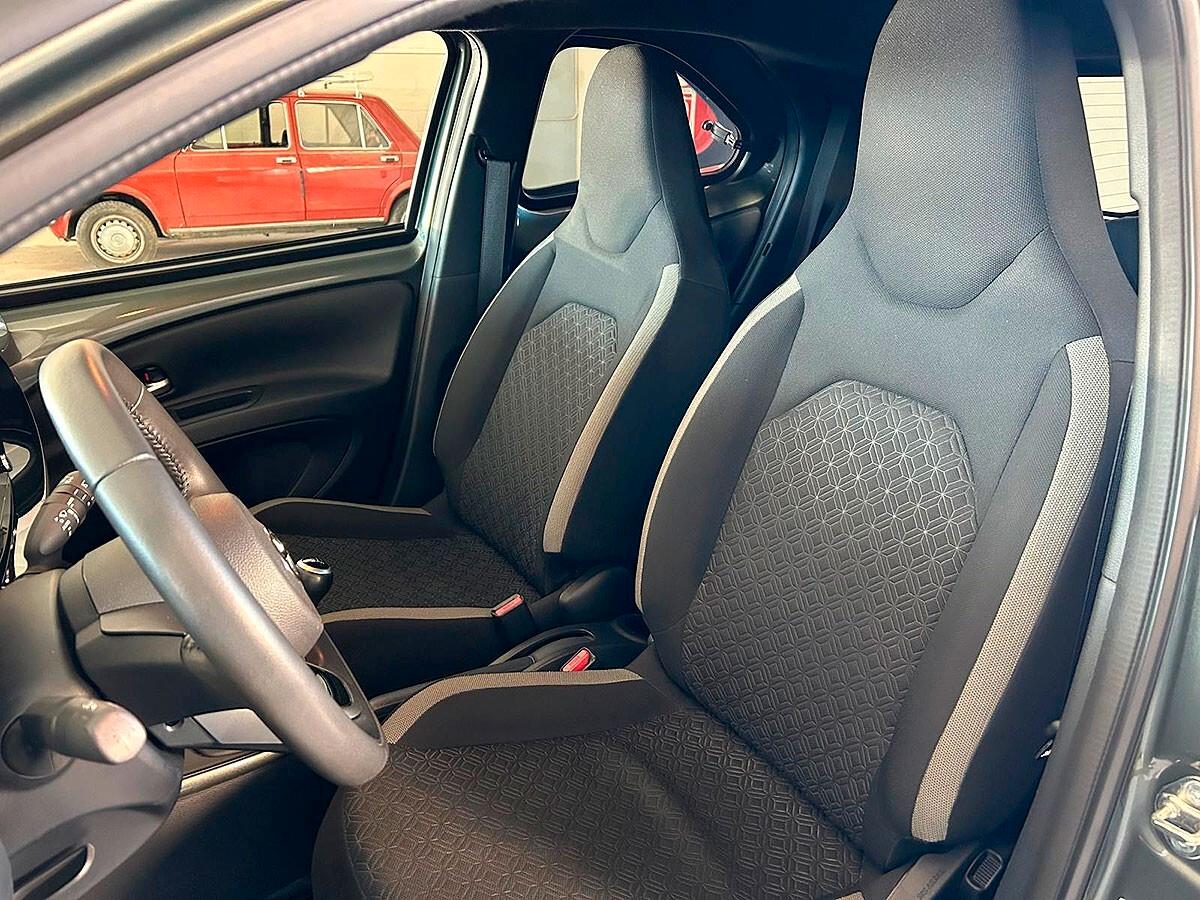 Toyota Aygo X 1.0 VVT-i 72 CV 5 porte Trend