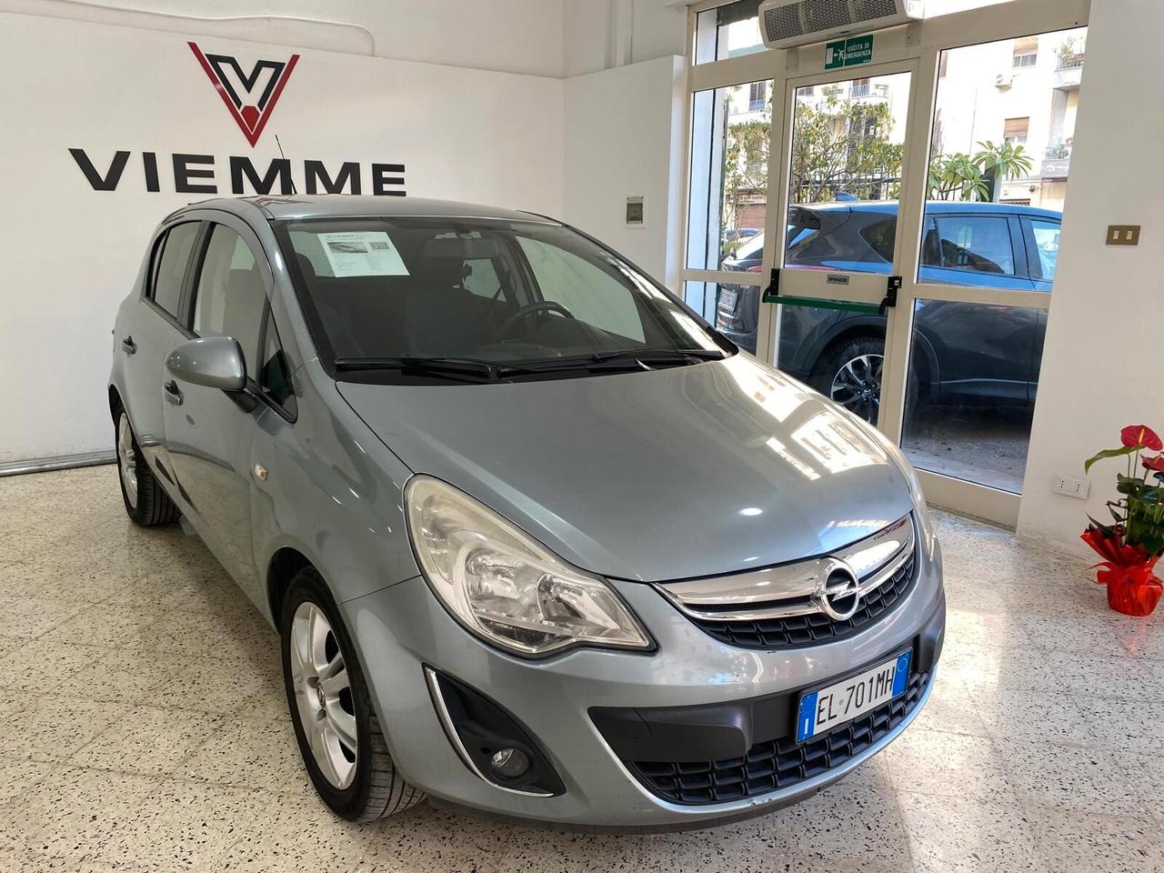 Opel Corsa 1.2 85CV 5 porte GPL-TECH One