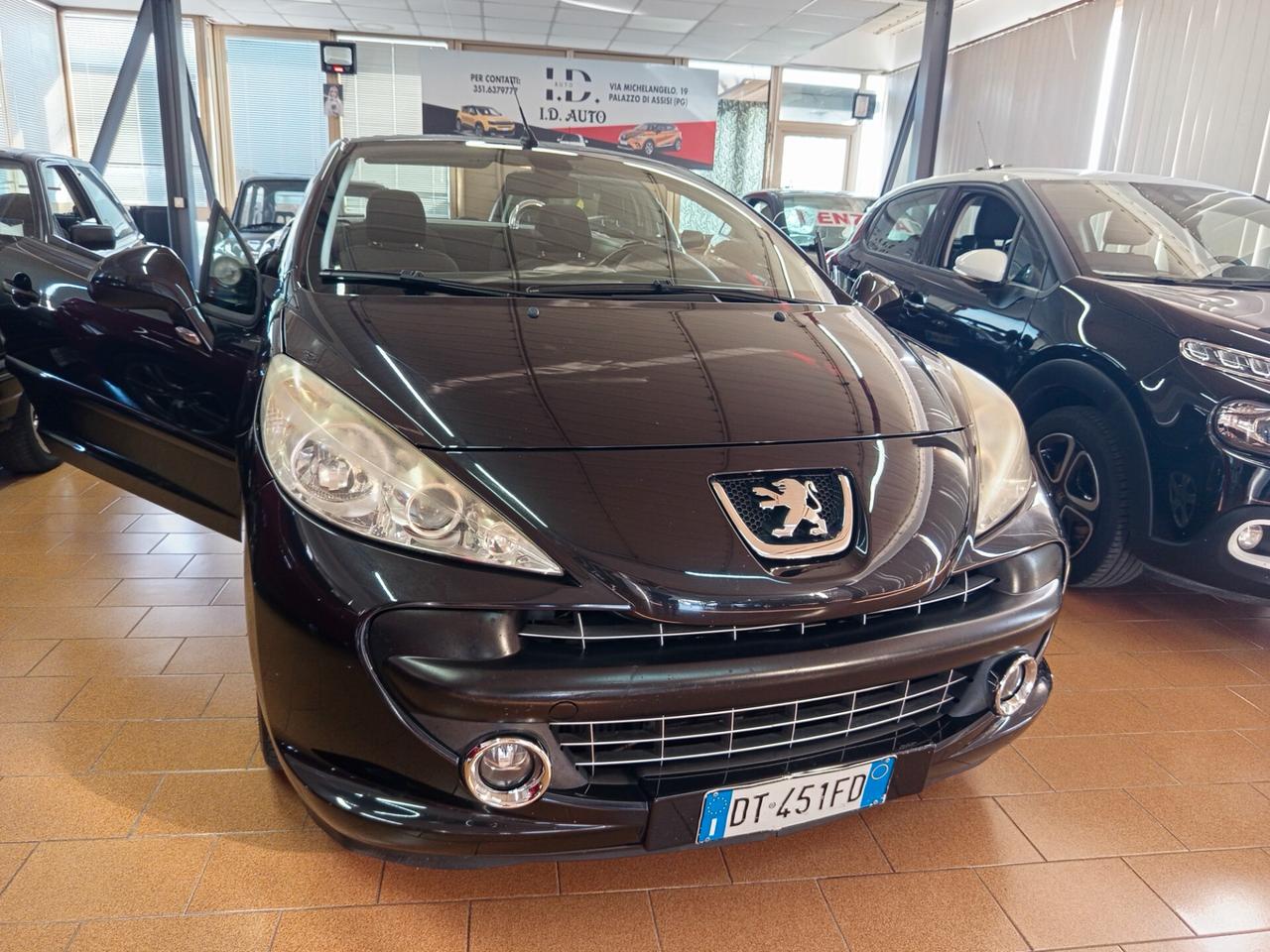 Peugeot 207 1.6 HDi 110CV CC Féline