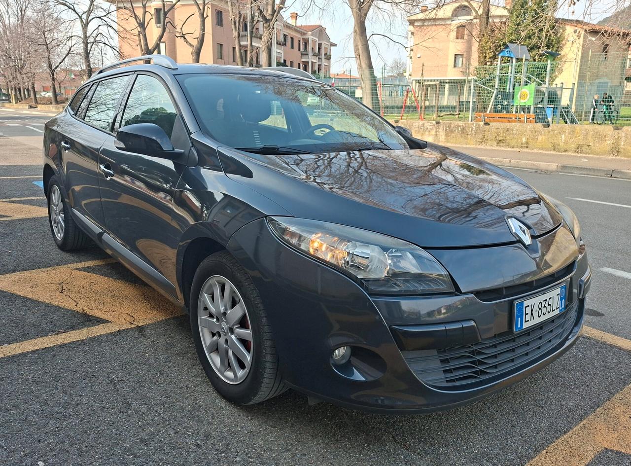 Renault Megane Mégane 1.5 dCi 90CV SporTour Attractive