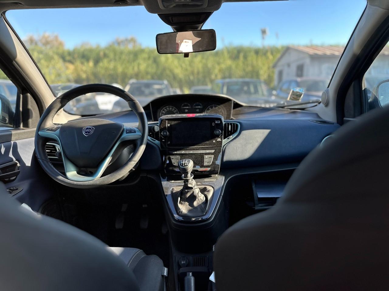 LANCIA Ypsilon III 2021 - Ypsilon 1.0 firefly hybrid Platino s&s 70cv