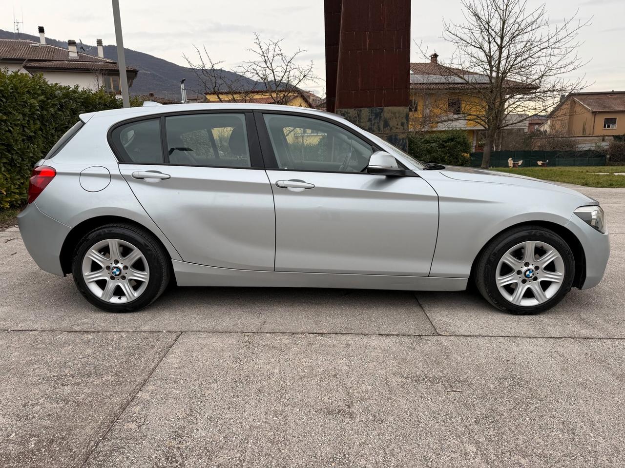 Bmw 116 116d 2.0 116CV cat 5 porte Attiva DPF