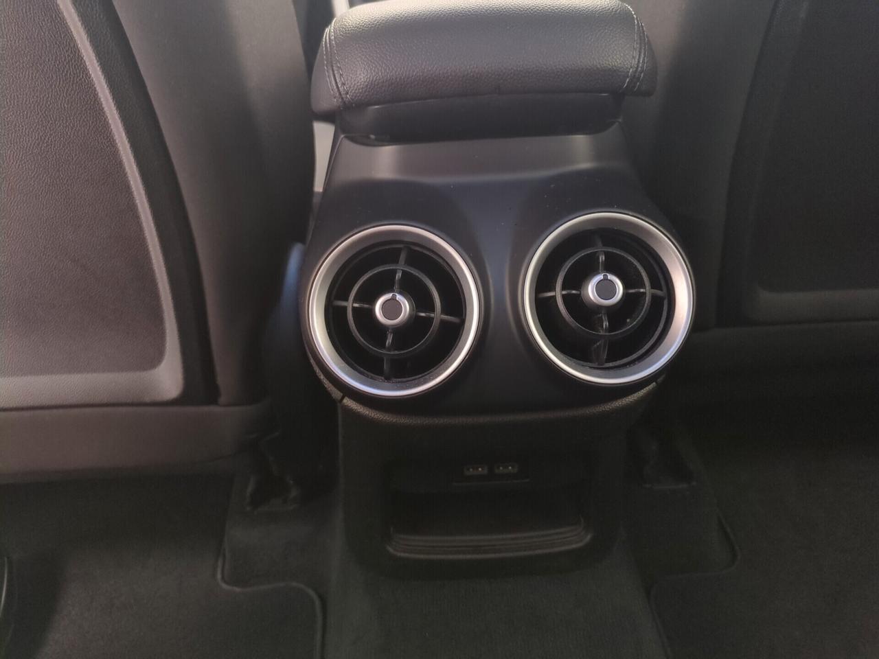 Alfa Romeo Stelvio 2.2 Turbodiesel 210 CV AT8 Q4 Business