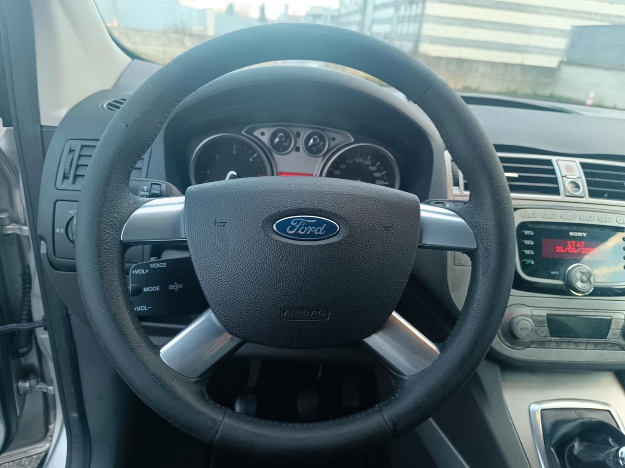 Ford Kuga 2.0 TDCi SOLAMENTE 146.000 KM