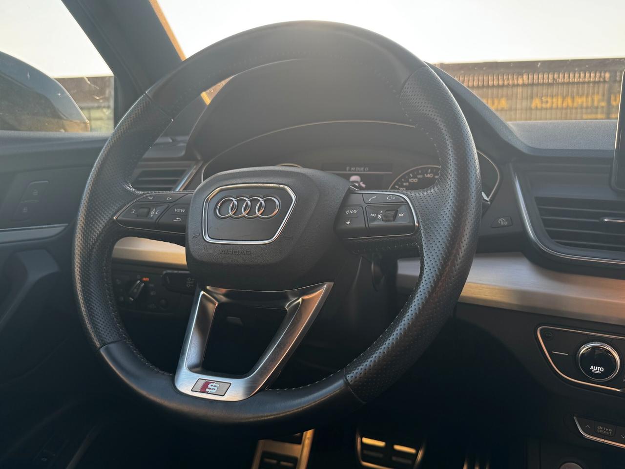 Audi Q5 40 TDI quattro S tronic line