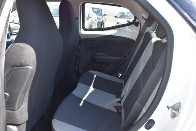 TOYOTA Aygo 1.0 VVT-i 69 CV 5 porte x-cool TSS