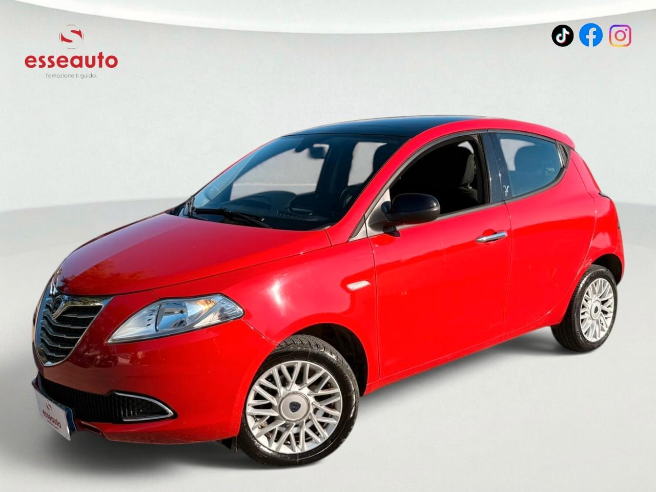 Lancia Ypsilon 1.2 69 CV 5 porte Gold