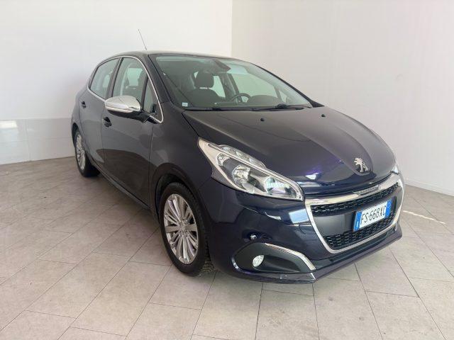PEUGEOT 208 1° serie PureTech 82 5 porte Allure