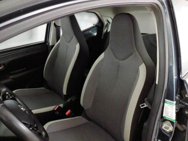 TOYOTA Aygo Connect 1.0 VVT-i 72 CV 5 porte x-play