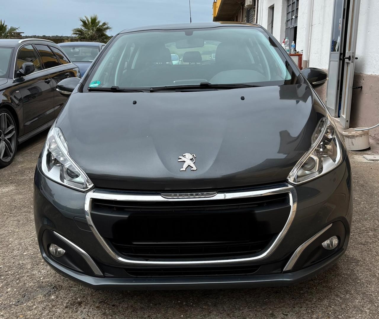 Peugeot 208 PureTech 82 5 porte Allure