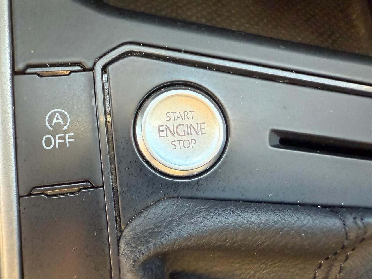 Volkswagen Polo 1.0 TSI DSG R-Line