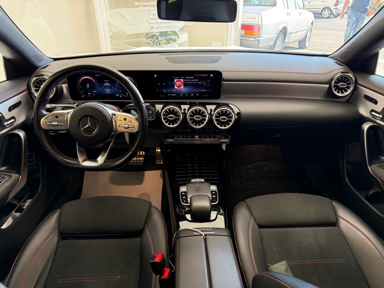 Mercedes-Benz CLA 200 Premium allestimento AMG #6152