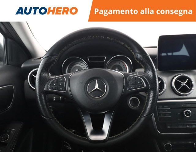 MERCEDES-BENZ GLA 250 Automatic 4Matic Sport