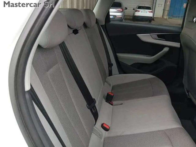AUDI A4 Avant 2.0 35 TDI BUSINESS S TRONIC - FR571AW