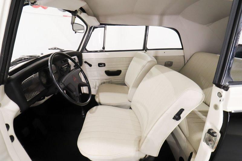 Volkswagen Maggiolino Cabrio