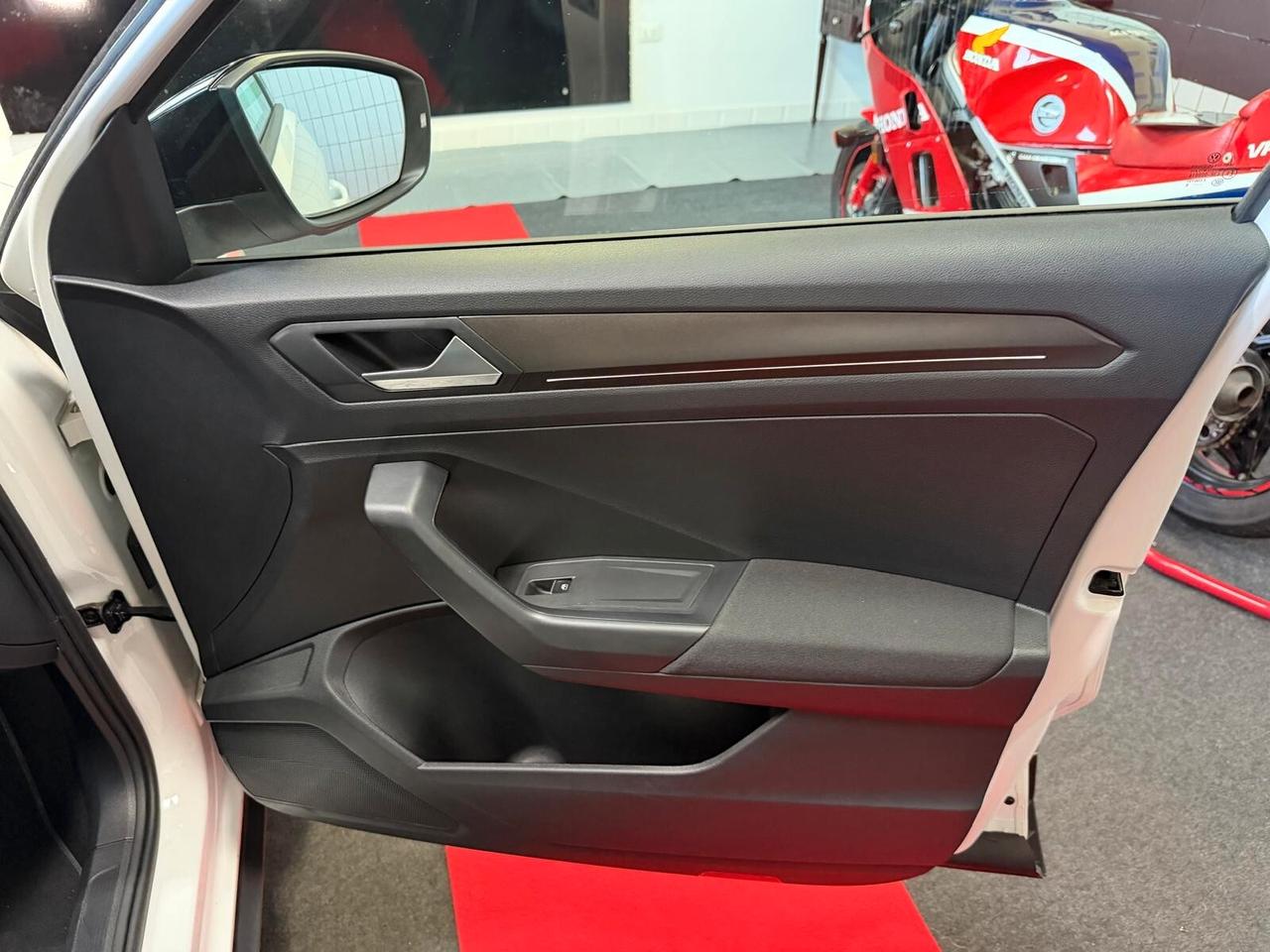 Volkswagen T-Roc 1.6 TDI SCR Style BlueMotion Technology
