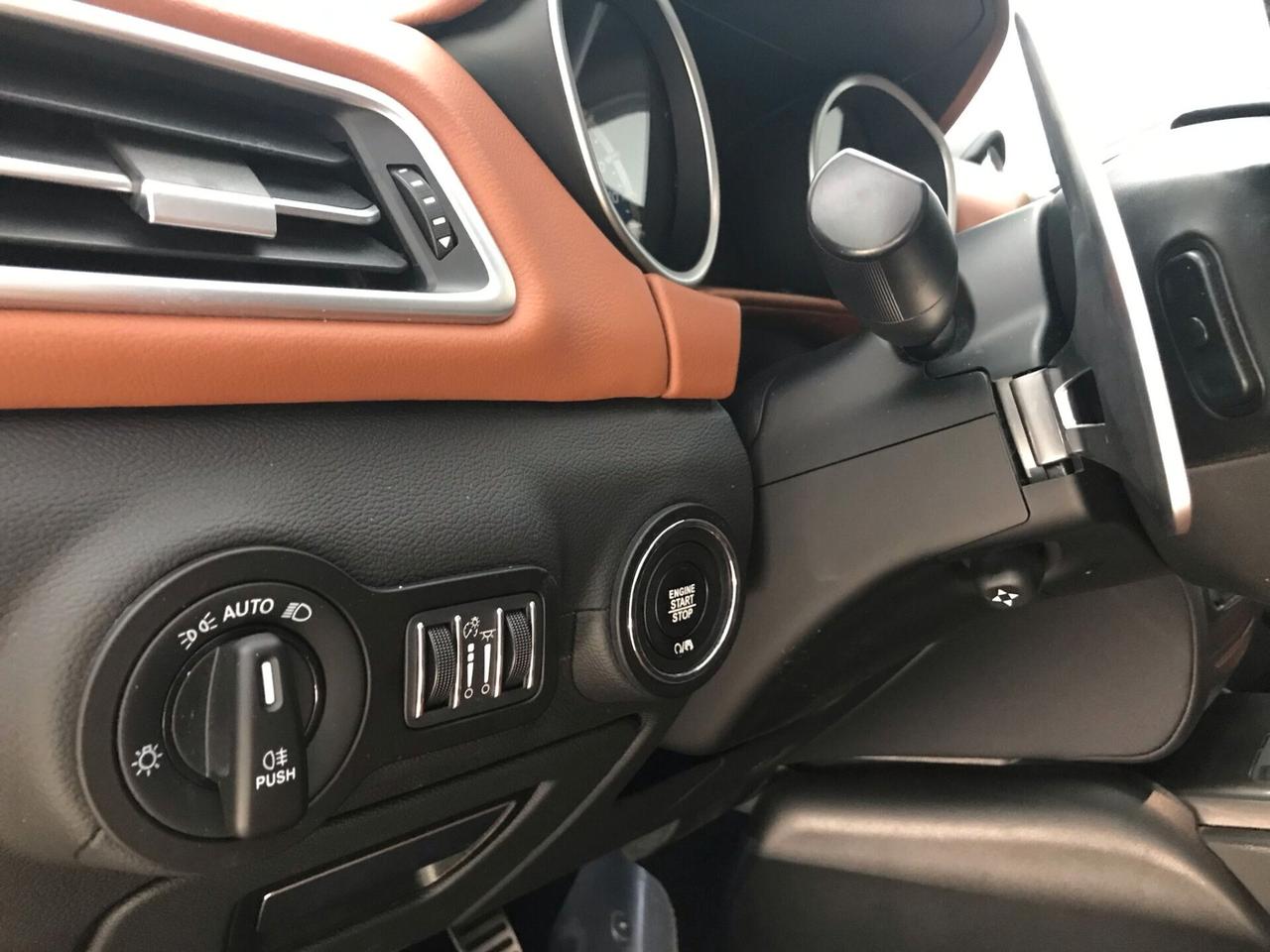 Maserati Ghibli V6 Diesel 250CV Gransport 12/2020