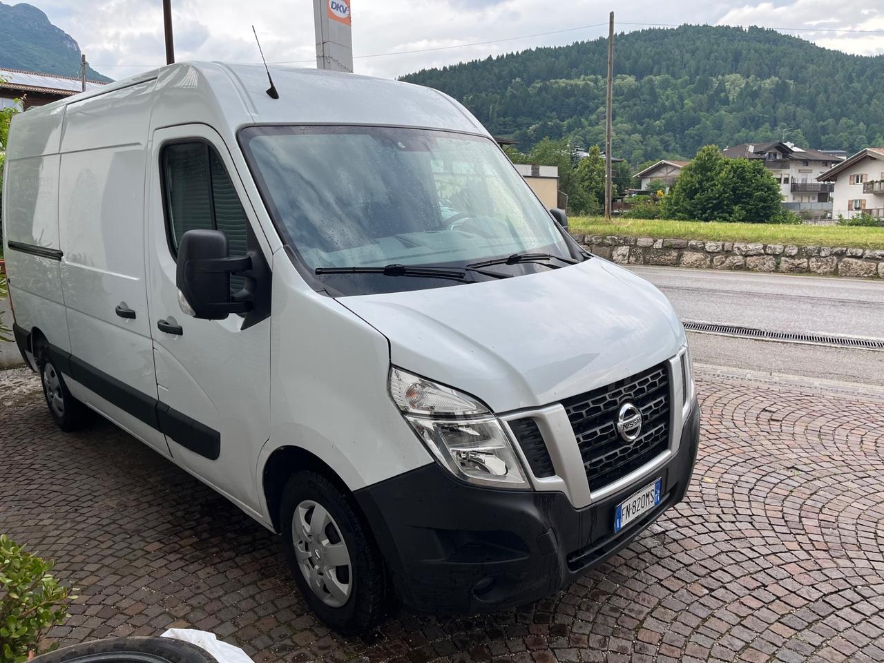 Nissan NV400 33 2.3 dCi PM-TM Furgone