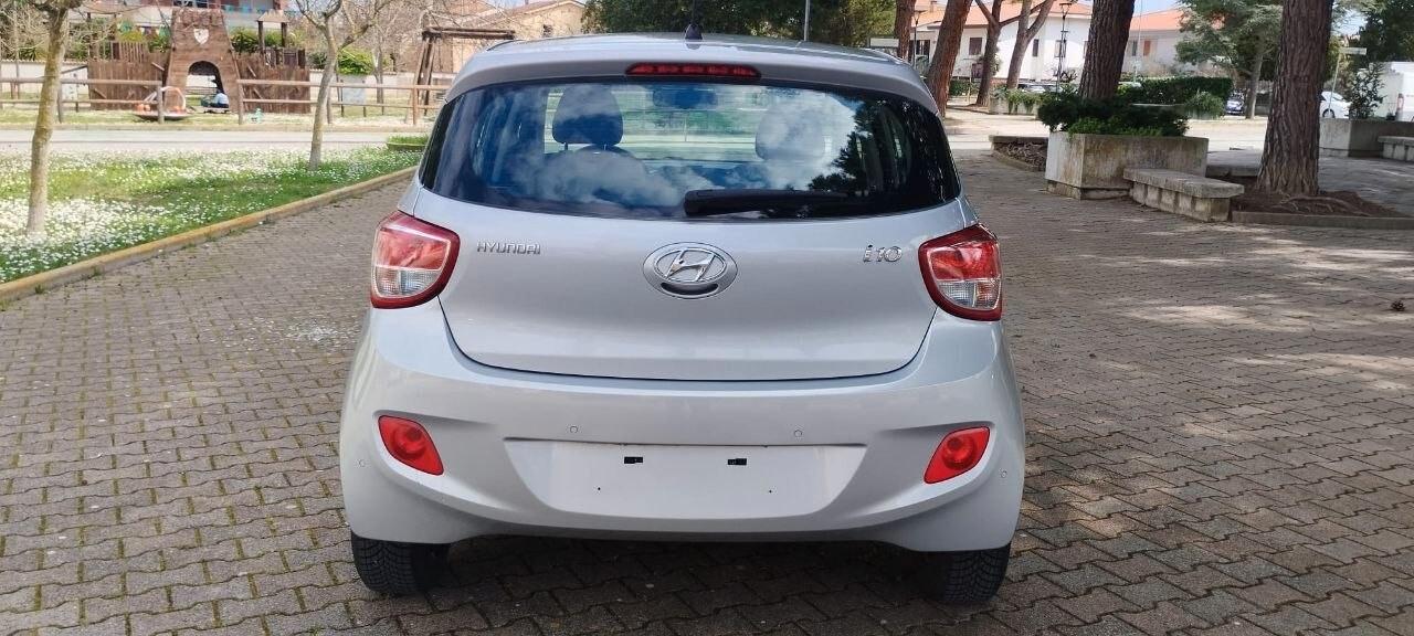 Hyundai i10 1.0, 12/15, km 61.800
