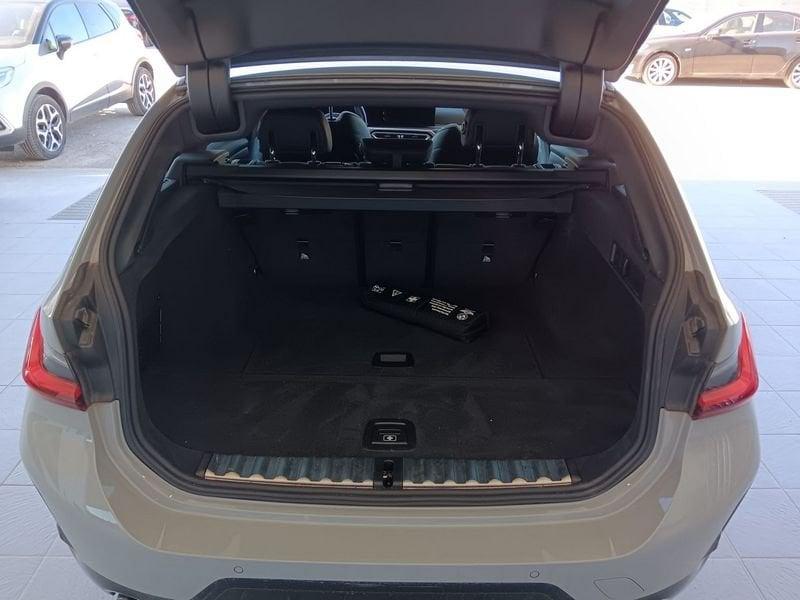 BMW Serie 3 Touring 320d Touring mhev 48V xdrive MSport auto