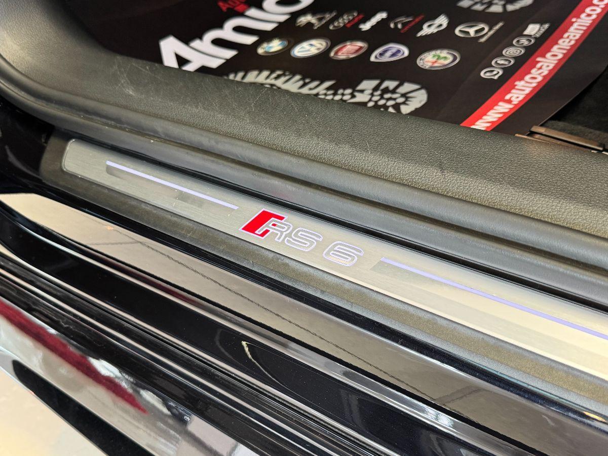 AUDI RS6 4.0 MHEV 600CV Identity Black Tetto Panorama