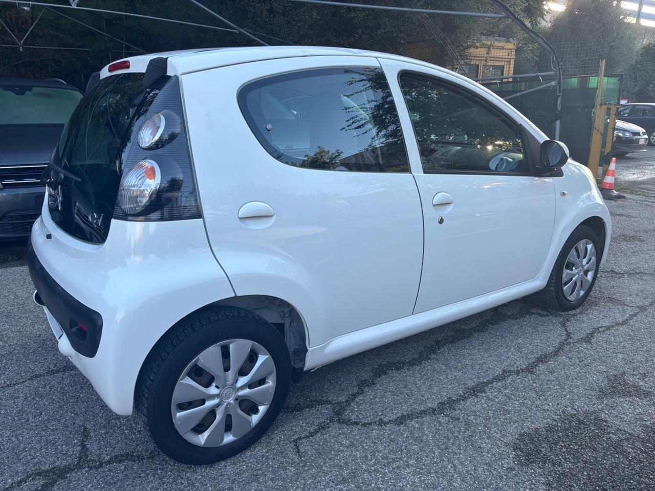 Citroen C1 1.0 5 porte AUTOMATICA ok neopatentati