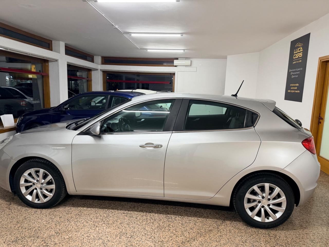 Alfa Romeo Giulietta 1.6 JTDm TCT 120 CV Business
