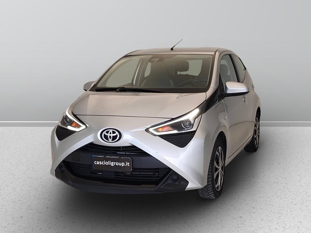 TOYOTA Aygo II 2018 5p - Aygo 5p 1.0 x-play 72cv