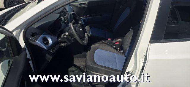 HYUNDAI i10 1.0 MPI Login A/T