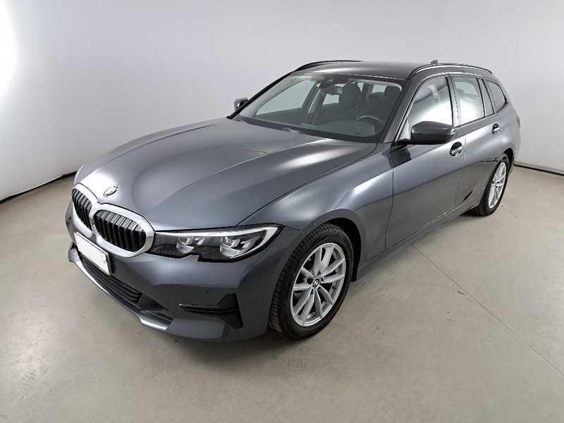 BMW 318 48V Business Advantage Touring auto