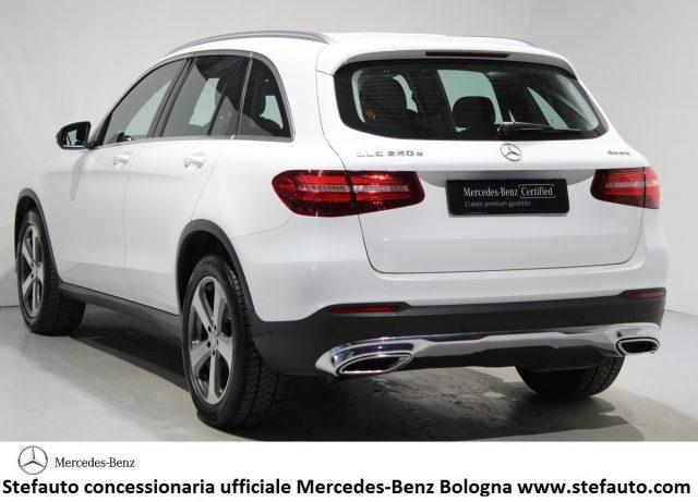 MERCEDES-BENZ GLC 220 d 4Matic Sport Navi