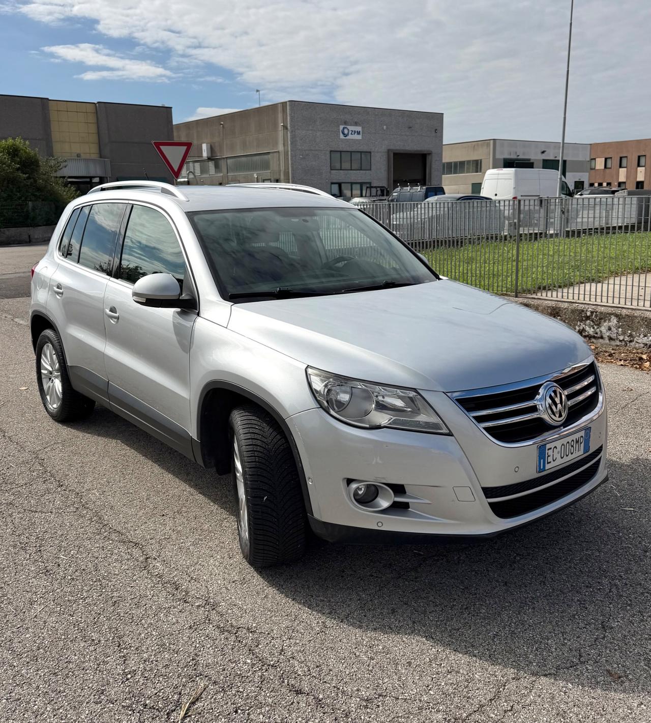 Volkswagen Tiguan 2.0 TDI DPF 4MOTION Sport & Style