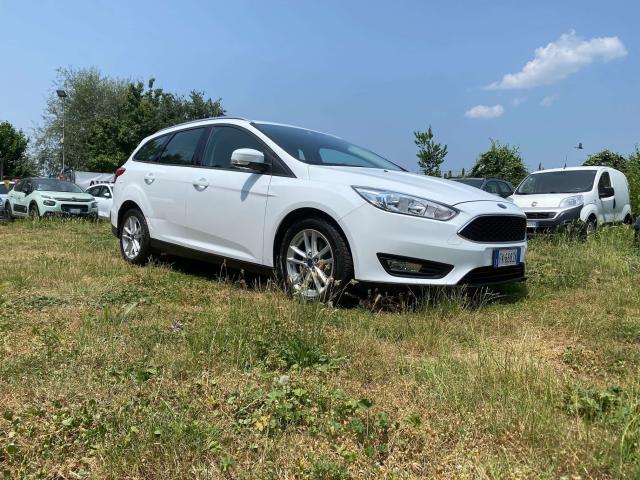Ford Focus SW 1.5 tdci 120cv * Solo 80.000km * CARPLAY + APP