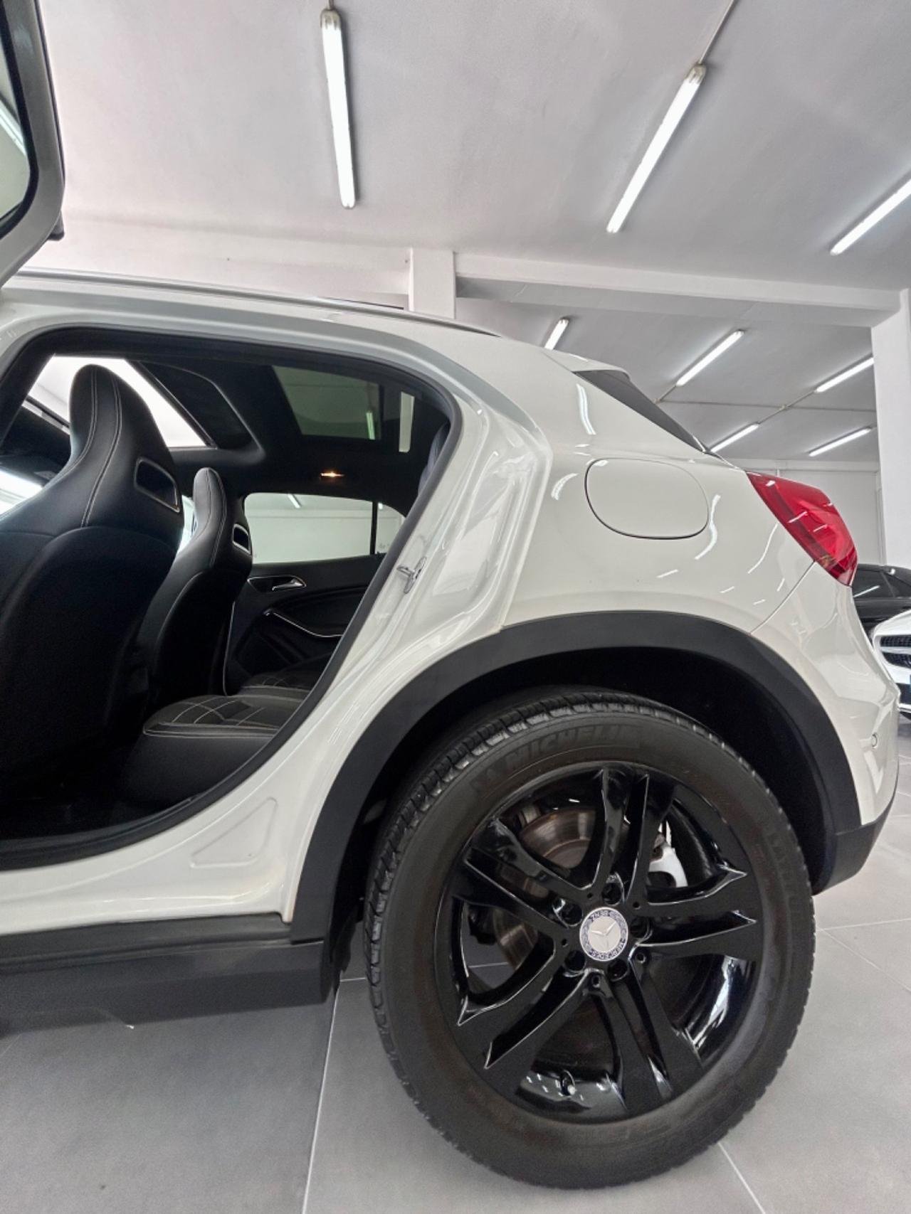 Mercedes-benz GLA 200 d Sport TETTO finanziabile