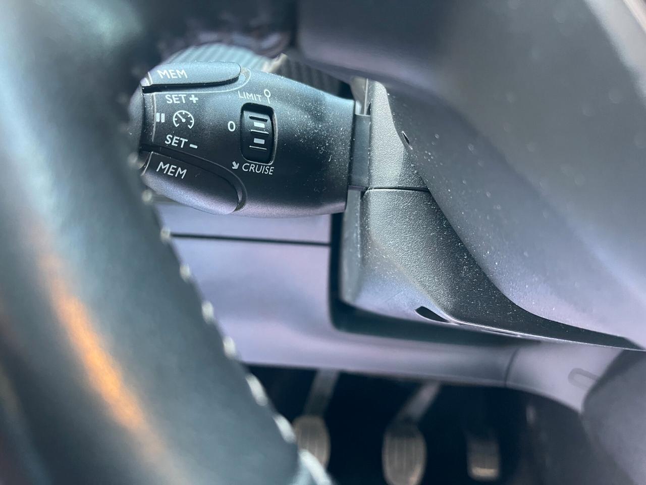 Peugeot 208 BlueHDi 100 Stop&Start 5 porte Allure NEO PATENTATI